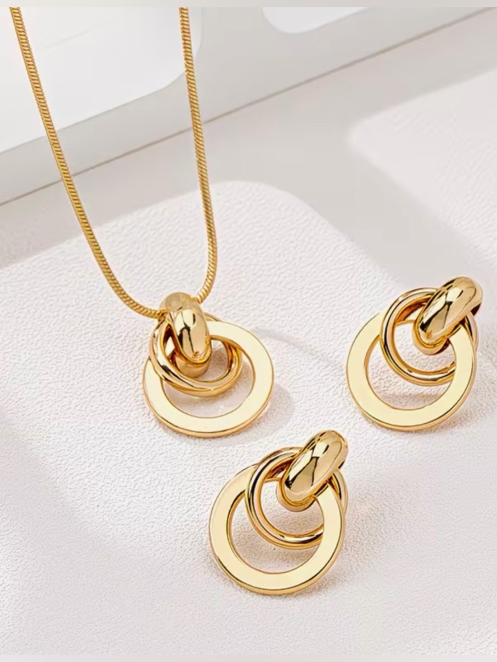 BNIB - Gold Double Ring Pendant Necklace and Hoop Earrings Set - Picture 2 of 5